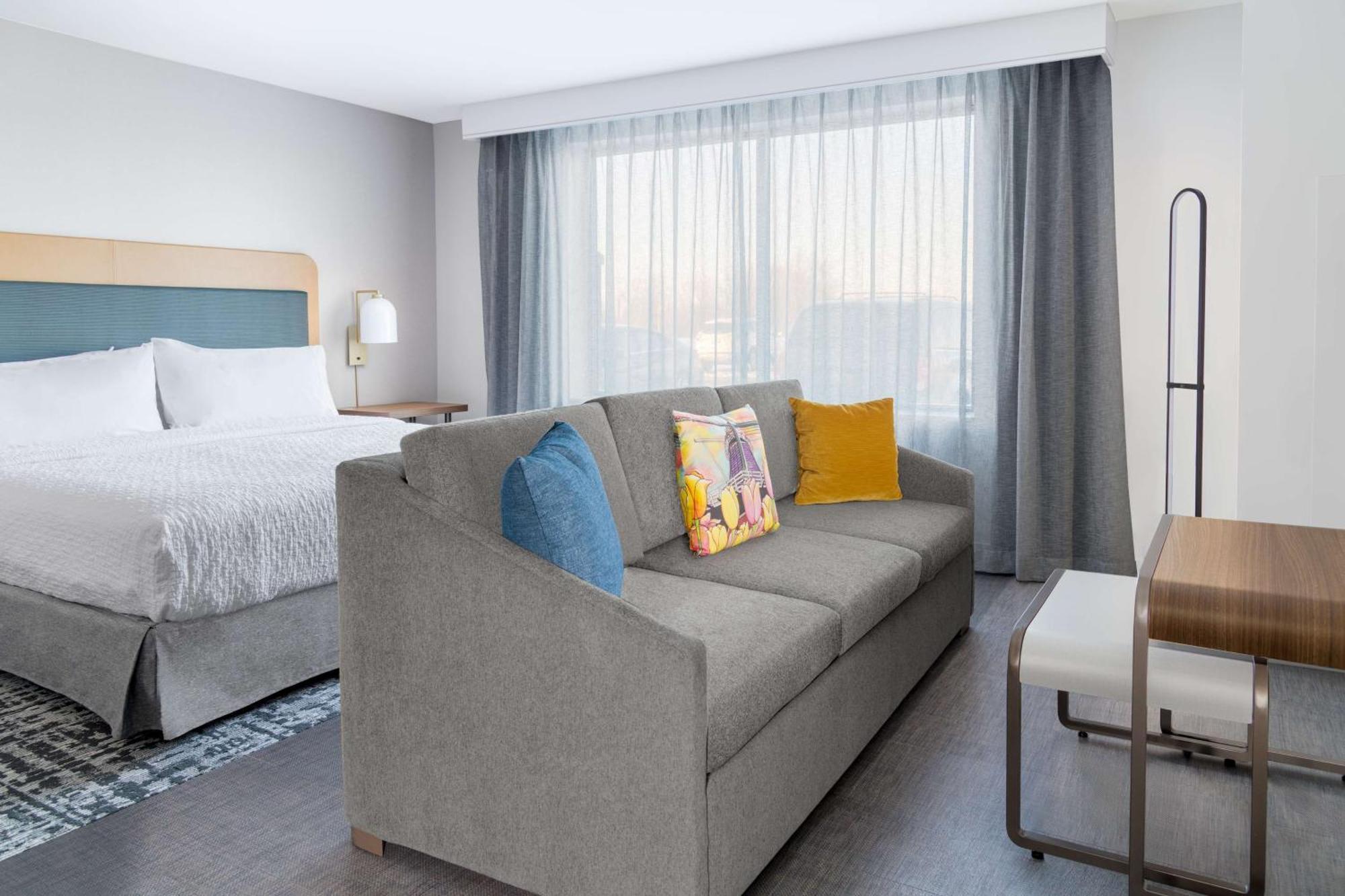 Homewood Suites By Hilton Holland Exterior foto