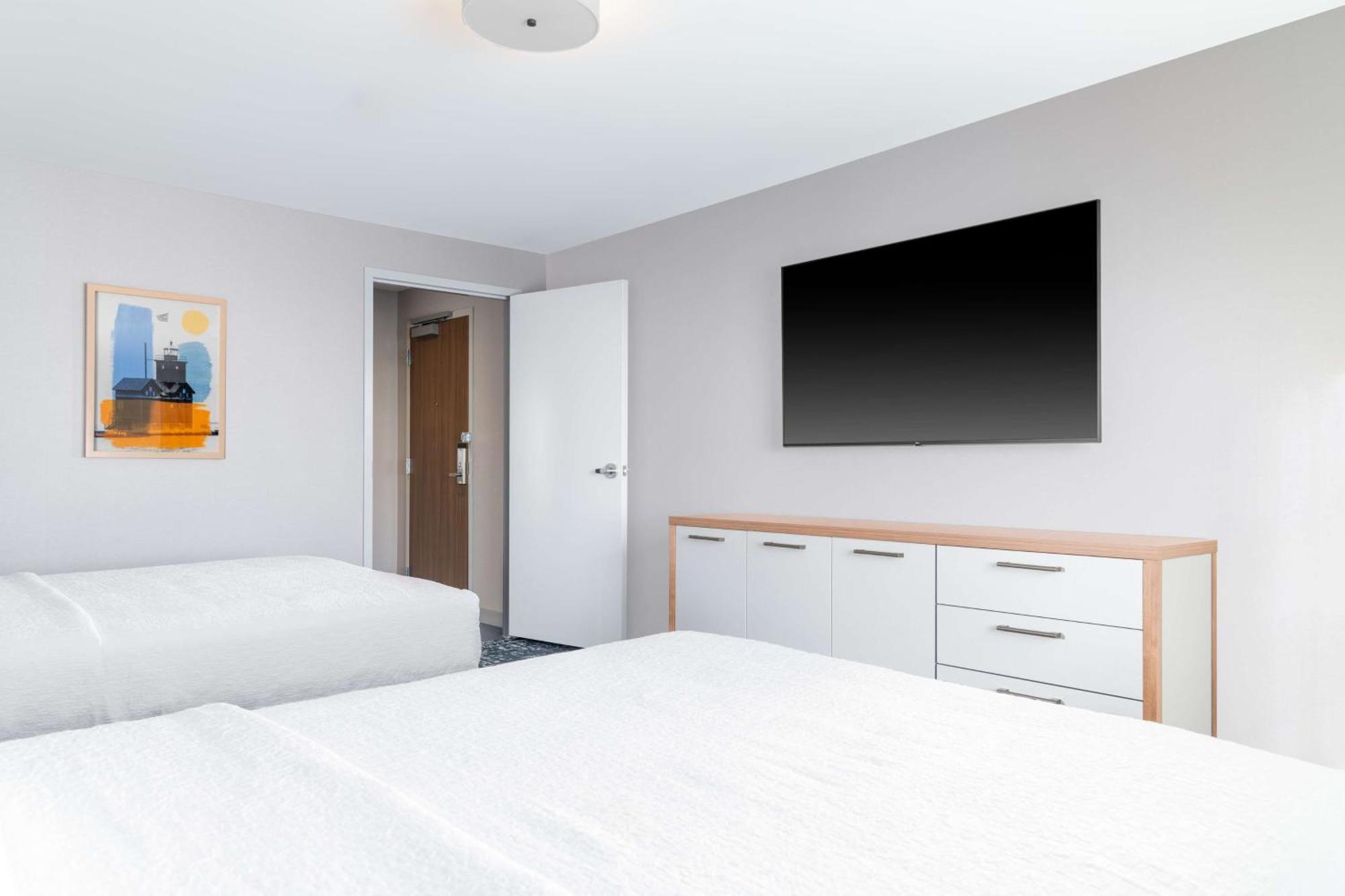 Homewood Suites By Hilton Holland Exterior foto